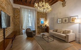 Donati Luxury Tower Suites